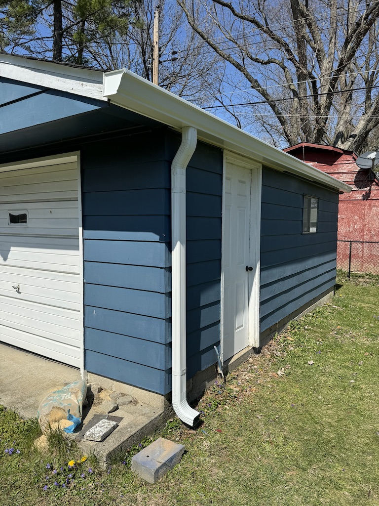 Featured Project: Side view of an Indianapolis, IN home after getting new white gutters