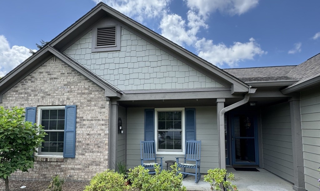 Home in Frankfort, IN, with new James Hardie Siding